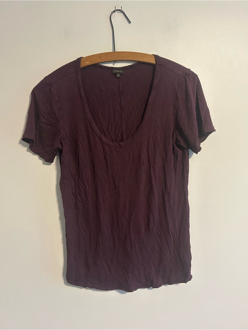 Babaton for Aritzia small purple short sleeve T-shirt